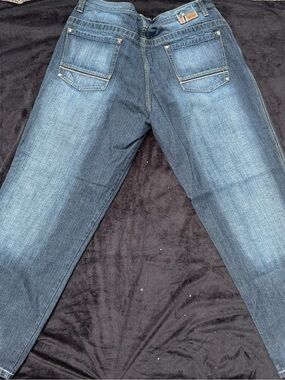 Enyce Men's Relaxed Fit Jeans - Blue Wash
